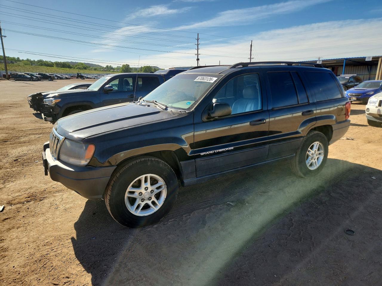 2003 Jeep Grand Cherokee Laredo, VIN 1J4GW48S83C595378 — Мелкие вмятины и царапины