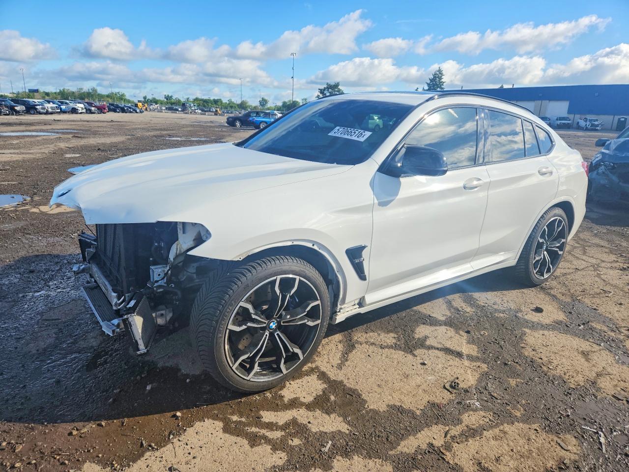 2021 BMW X4 M, VIN 5YMUJ0C00M9F50093 — Front end