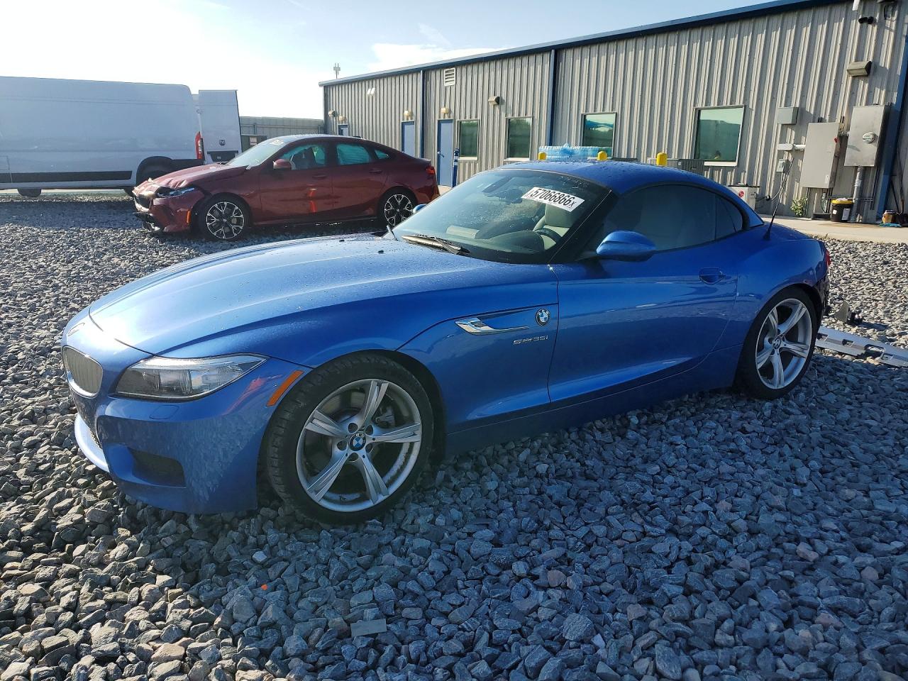 2016 BMW Z4 sDrive35i, VIN WBALM7C50GJ799426 — Зад