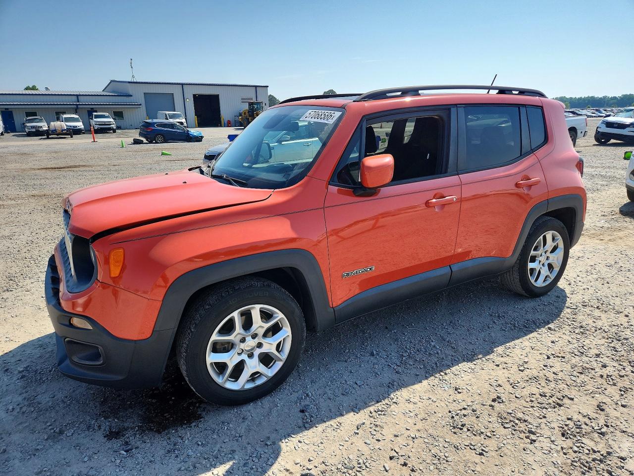 2015 Jeep Renegade Latitude, VIN ZACCJABT5FPC29588 — Front end