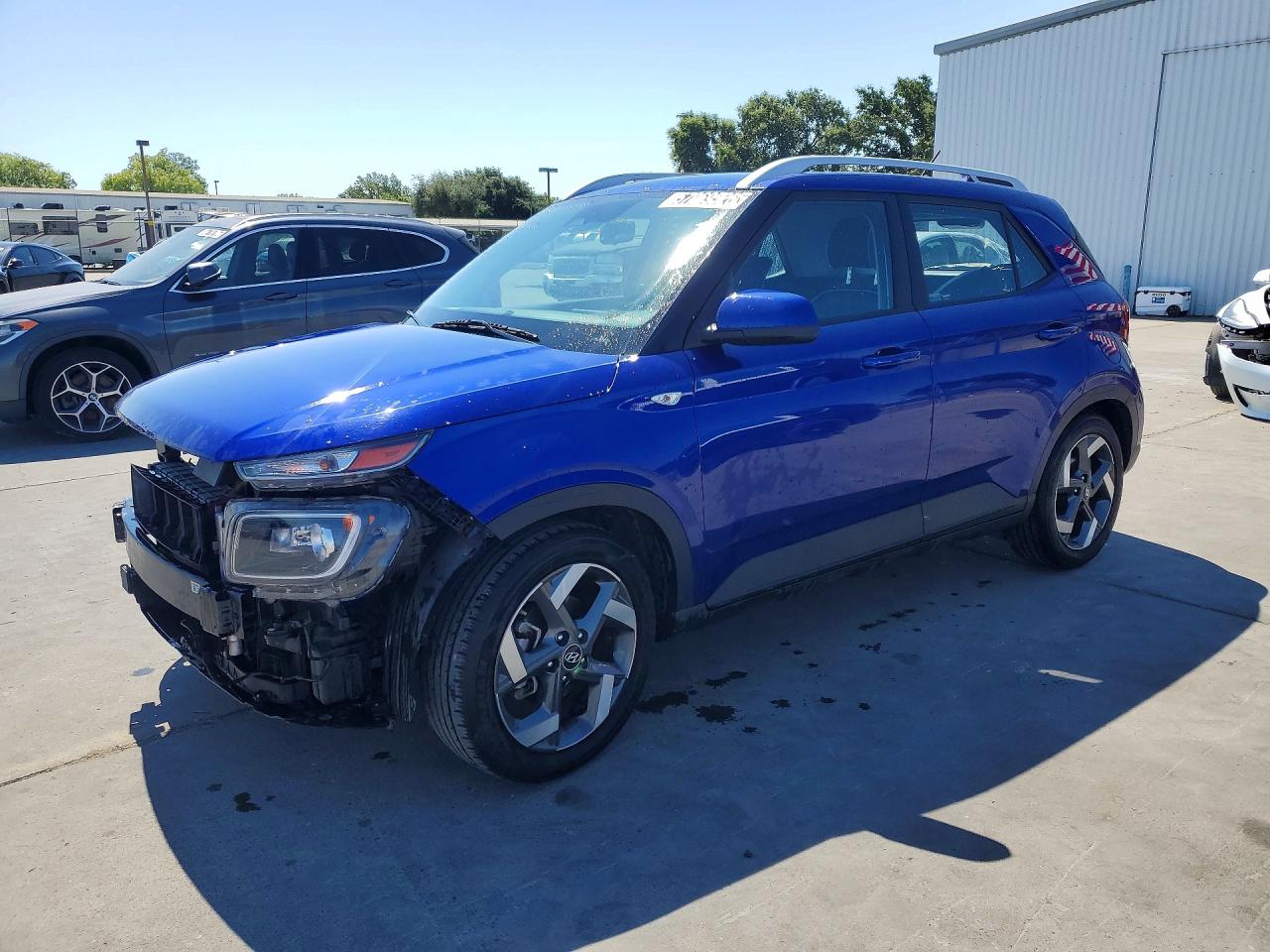 2023 Hyundai Venue Limited, VIN KMHRC8A32PU251395 — Front end