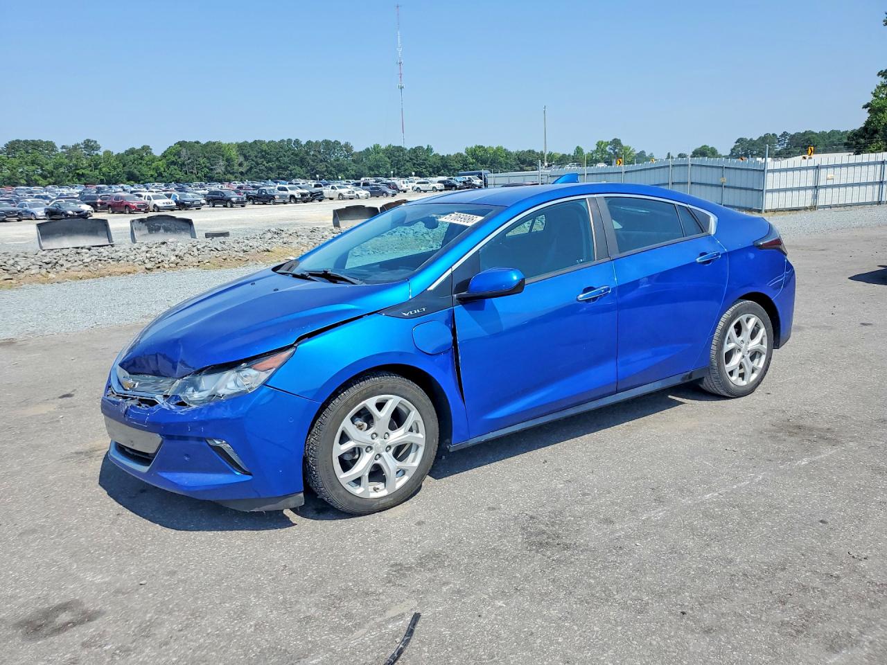 2017 Chevrolet Volt Premier, VIN 1G1RB6S52HU116181 — Front end