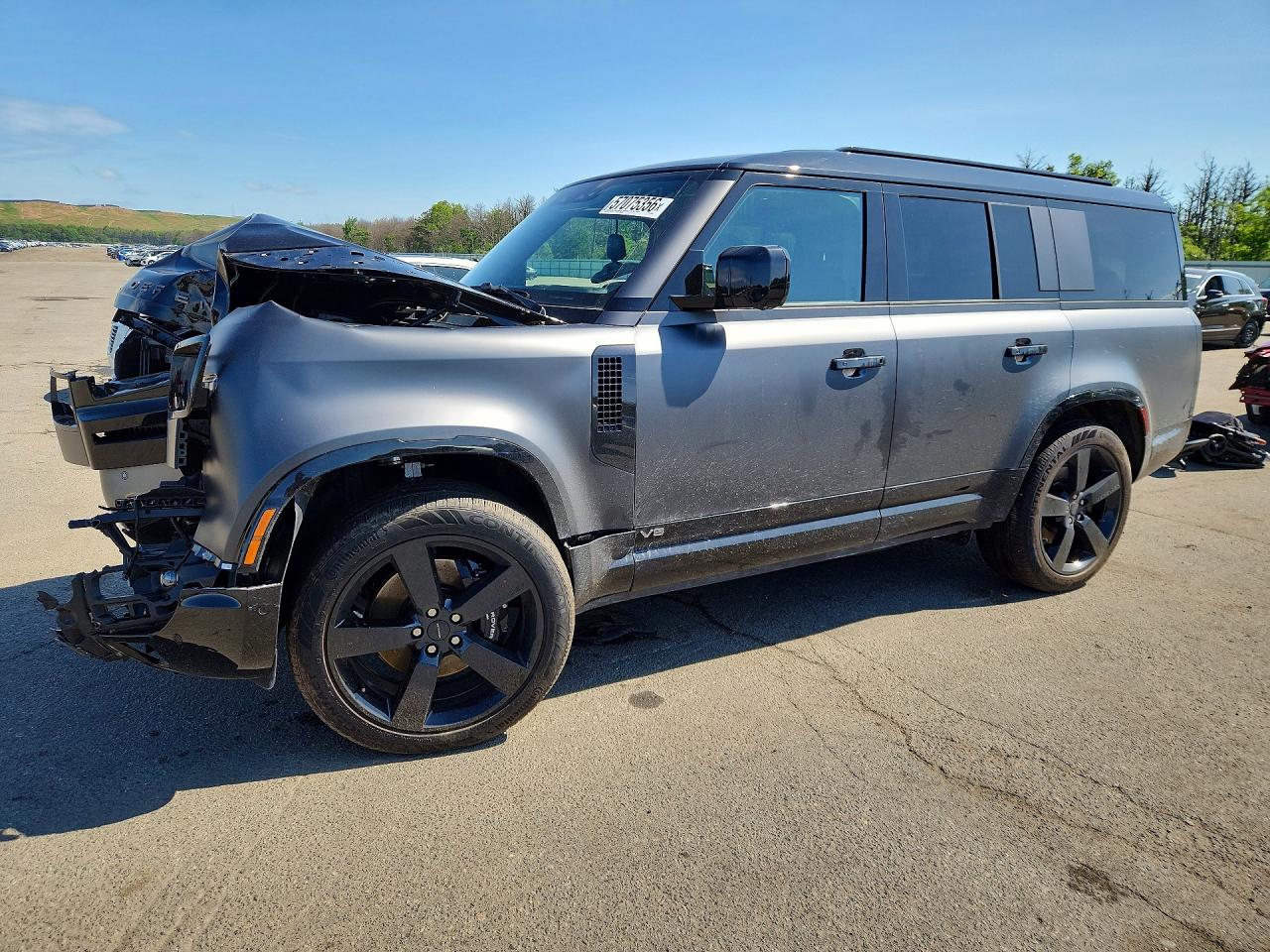 2026 Land Rover Defender V8, VIN SALEWFFE3T2484550 — Front end
