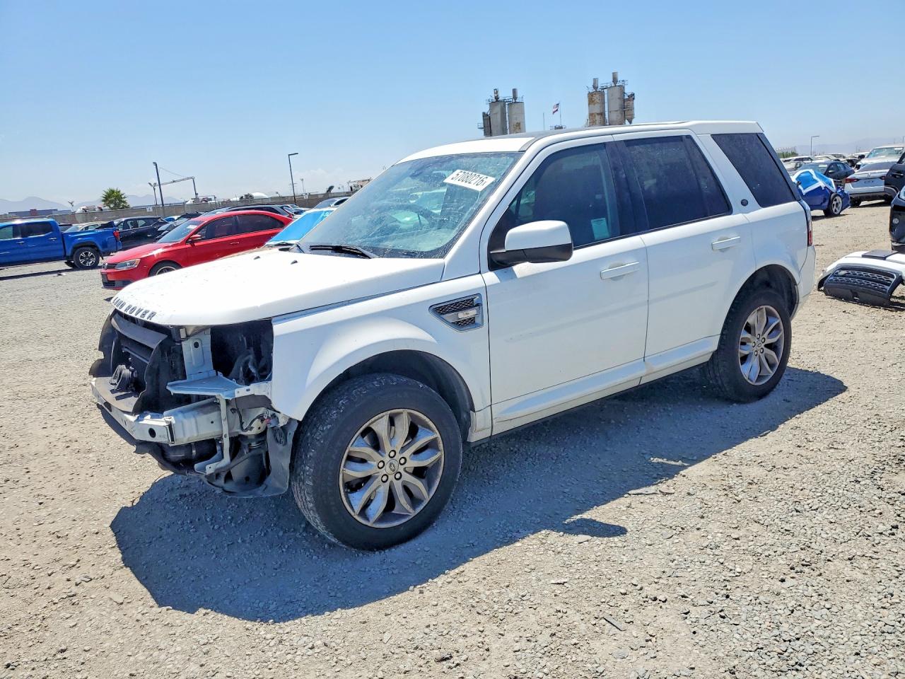 2013 Land Rover LR2, VIN SALFR2BG9DH333304 — Front end