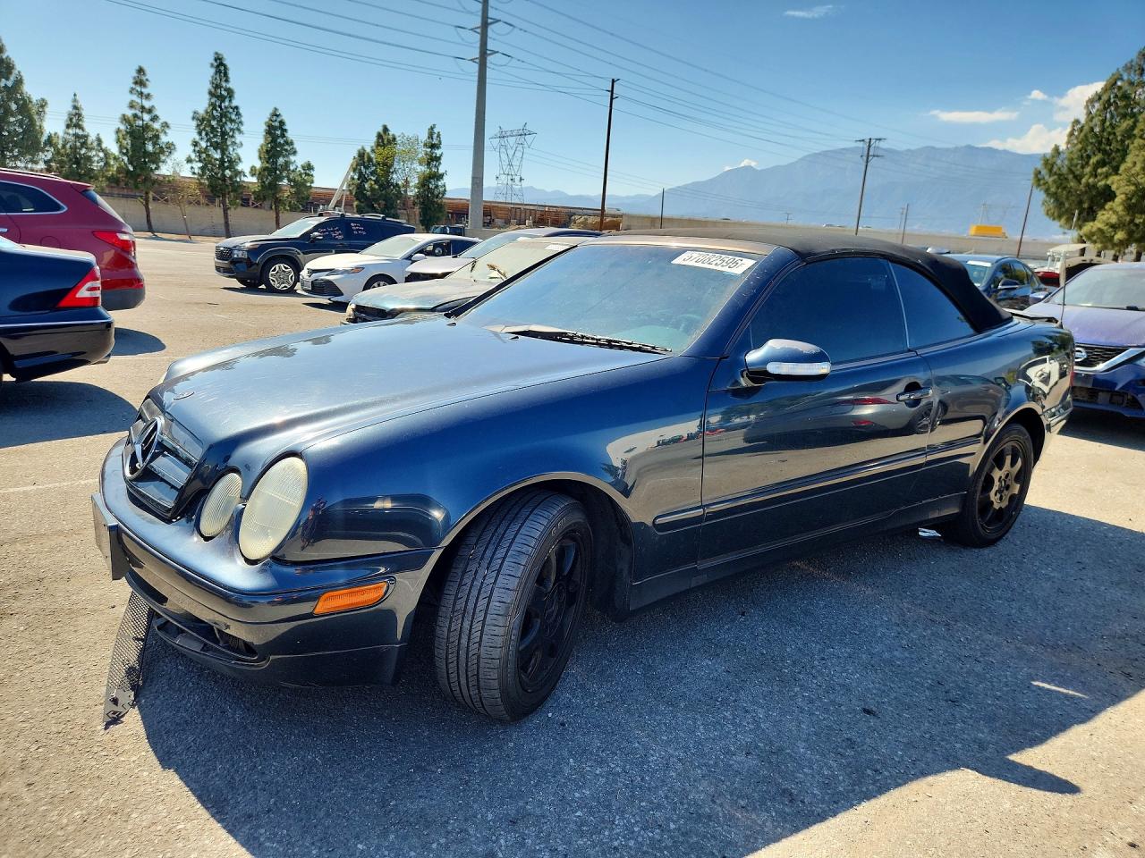 2000 Mercedes-Benz CLK 320/430, VIN WDBLK65G7YT043274 — Rear end