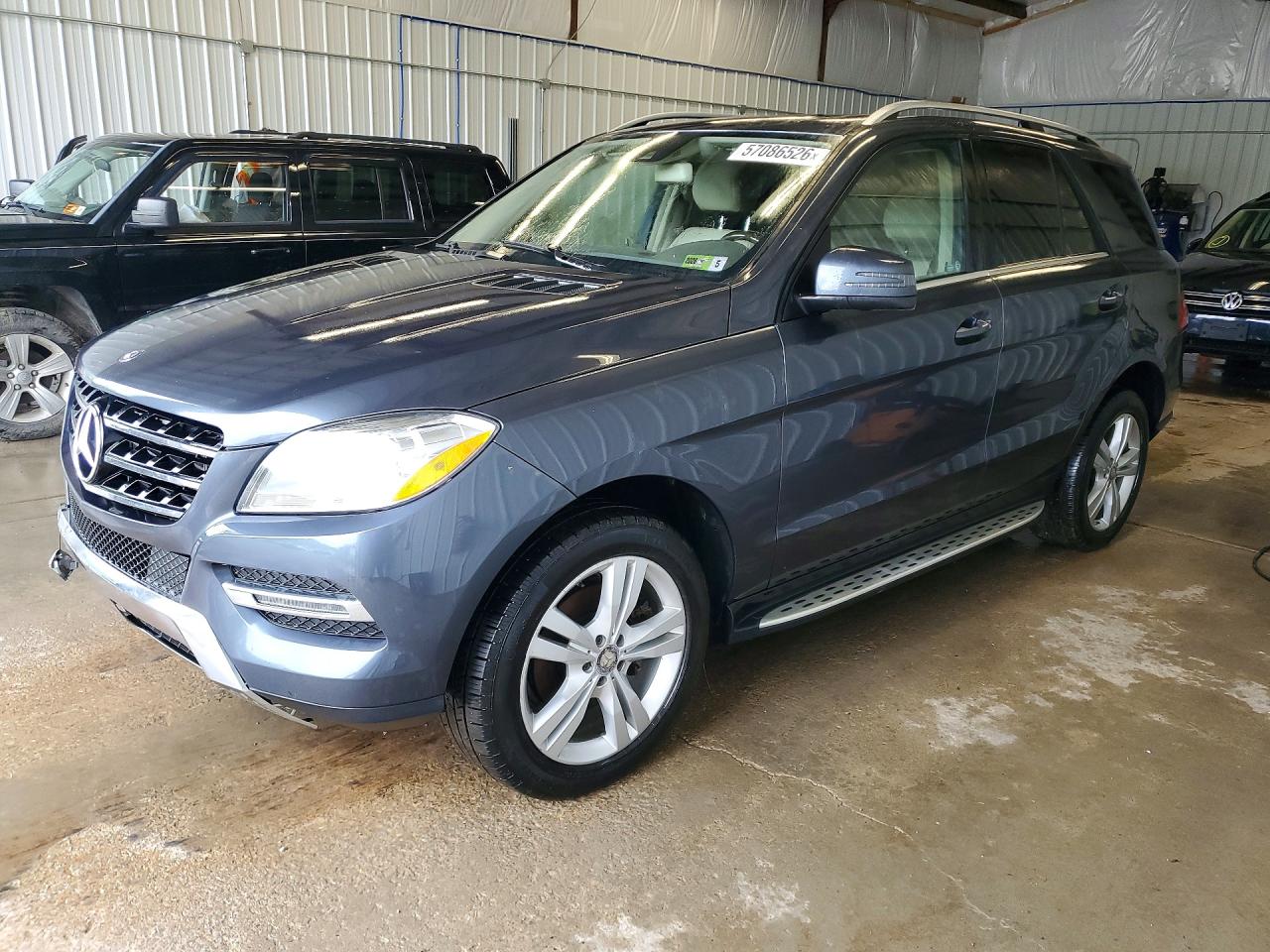 2014 Mercedes-Benz M 350, VIN 4JGDA2EB1EA333423 — Front end