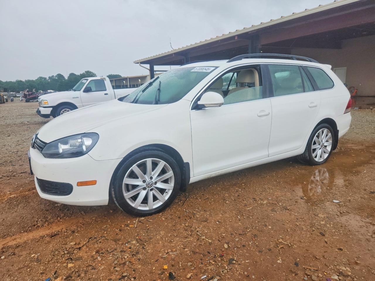 2014 Volkswagen Jetta TDI, VIN 3VWML7AJ0EM604464 — Пожар в салоне
