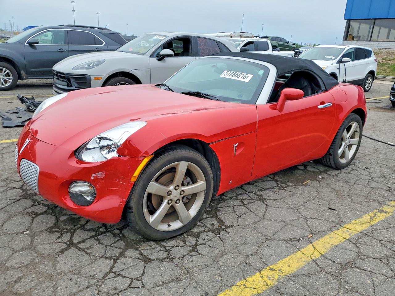 2006 Pontiac Solstice, VIN 1G2MB35BX6Y118837 — Front end