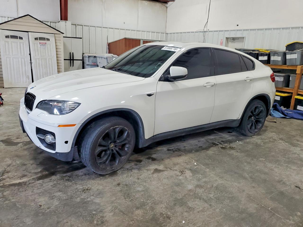 2011 BMW X6 50i, VIN 5UXFG8C56BLZ96304 — Normal wear