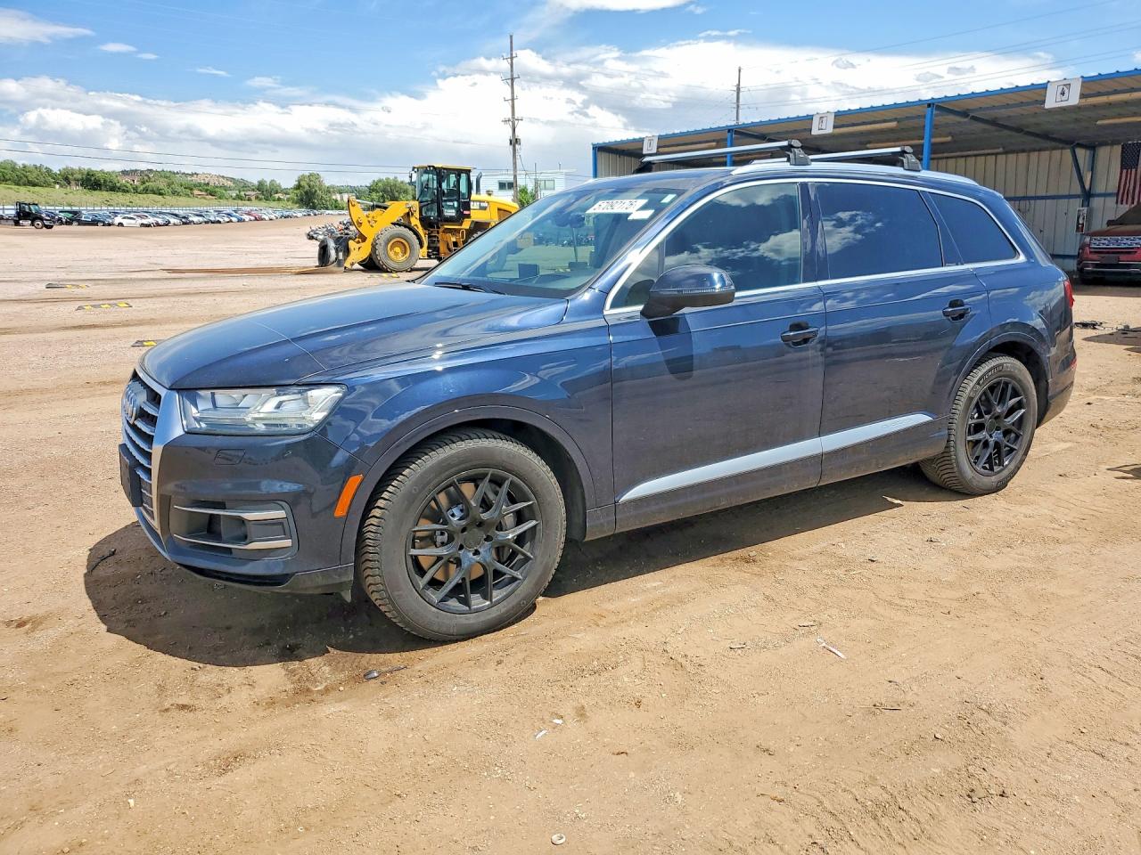 2017 Audi Q7 Prestige, VIN WA1VABF75HD052788 — Minor dents and scratches
