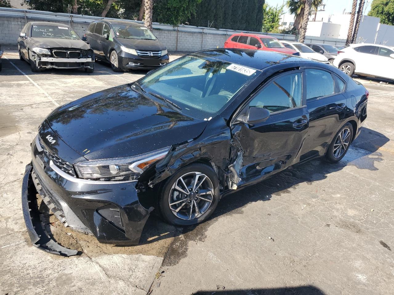 2023 Kia Forte LXS, VIN 3KPF24AD6PE612749 — Front end