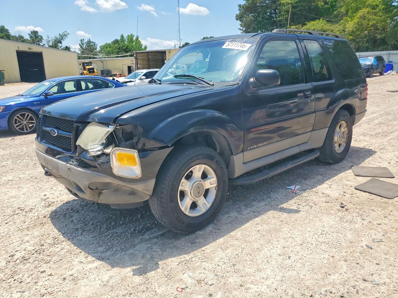 2001 Ford Explorer Sport, VIN 1FMYU70E81UC54539 — Front end