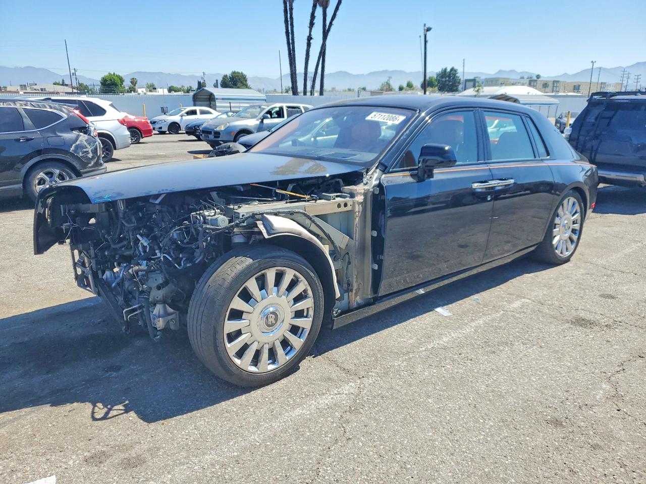 2023 Rolls-Royce Phantom, VIN SCATT6C00PU218470 — Front end