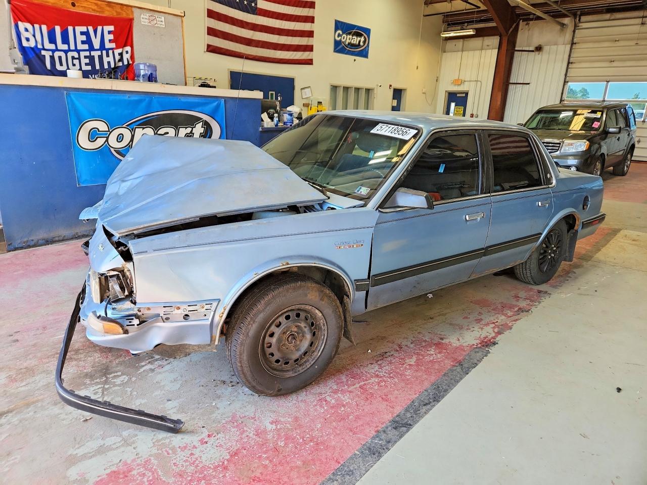 1991 Oldsmobile Cutlass, VIN 2G3AL54N6M2344676 — Перед