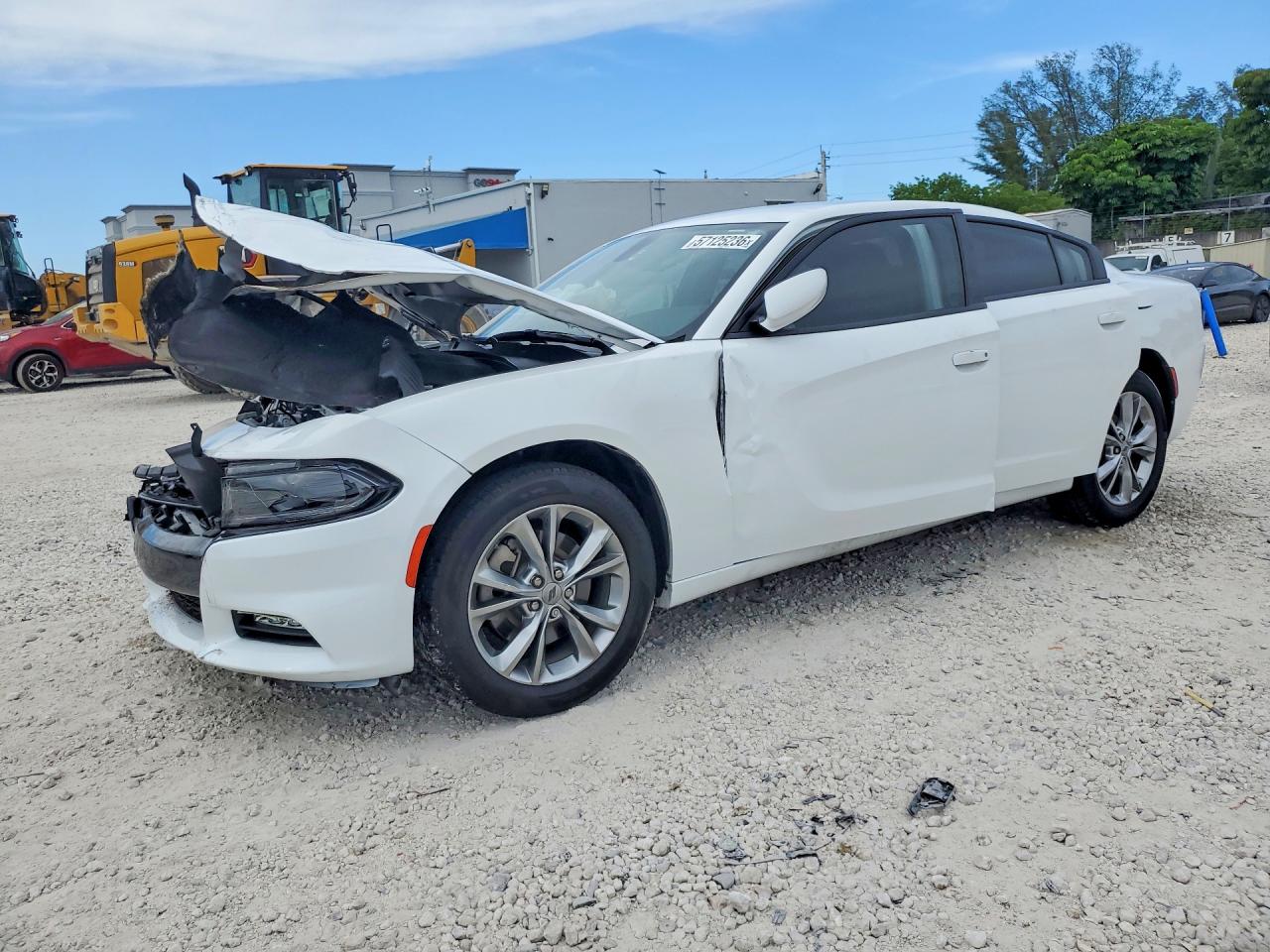2022 Dodge Charger SXT, VIN 2C3CDXJG1NH198729 — Перед