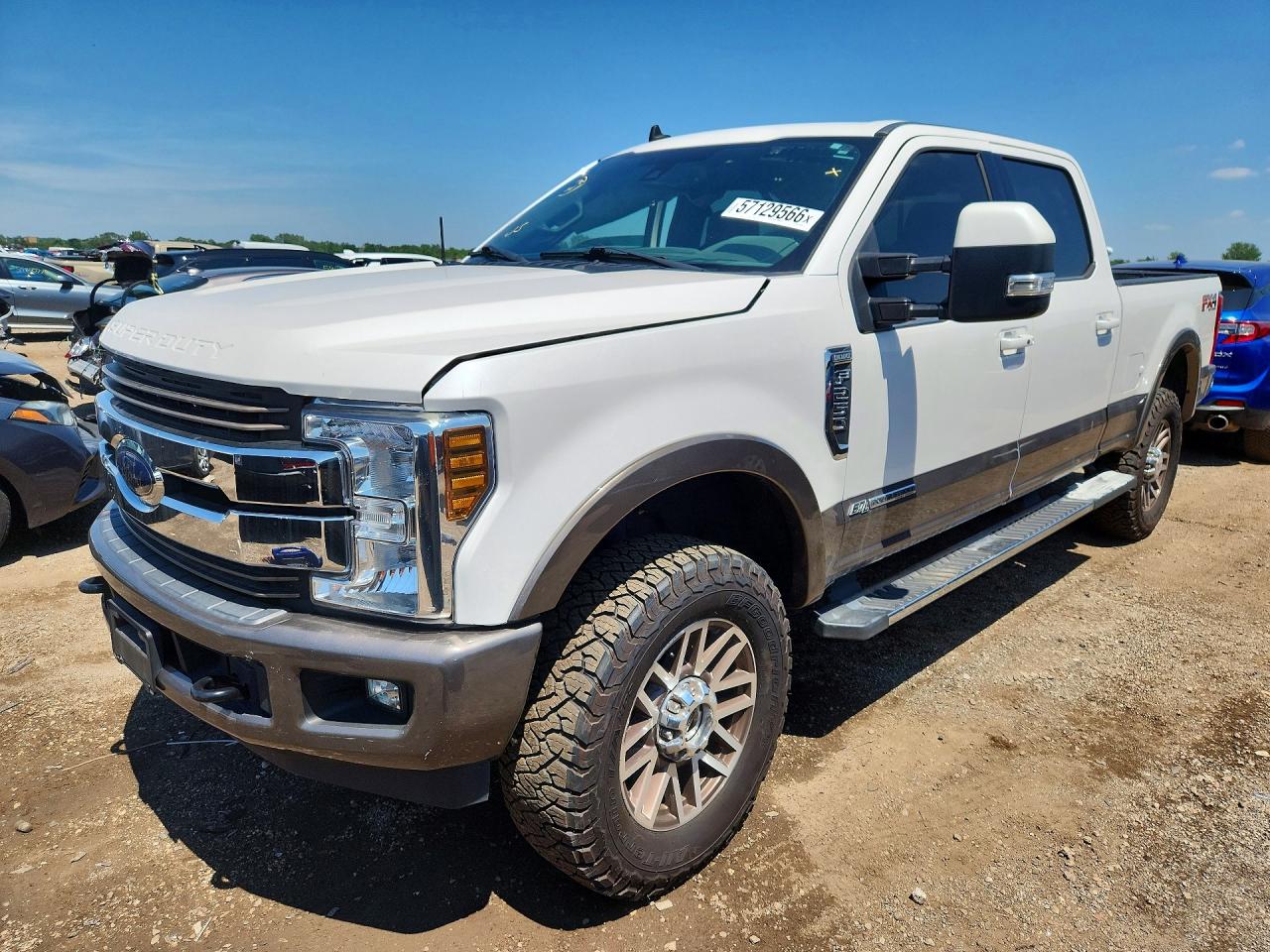 2019 Ford F-250 XLT, VIN 1FT7W2BT6KEF45979 — Side