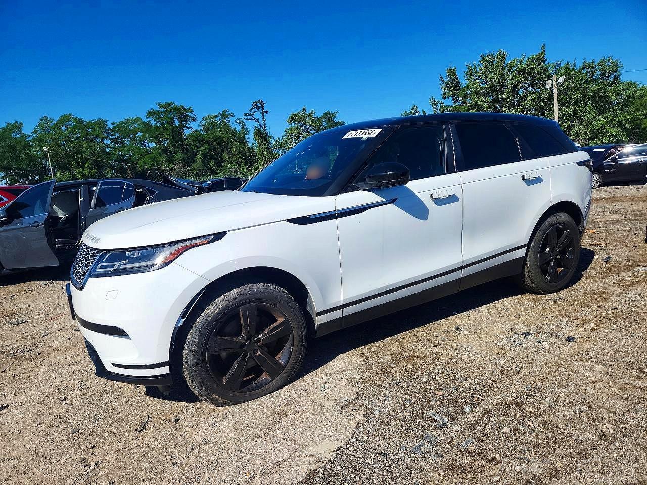 2018 Land Rover Range Rover Velar S, VIN SALYB2RX5JA735716 — Minor dents and scratches