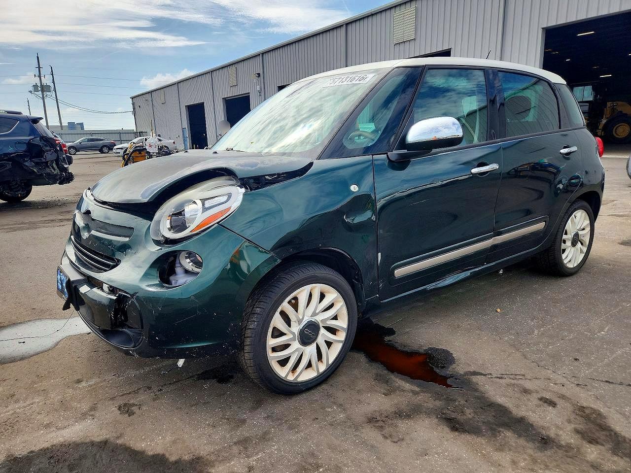 2015 FIAT 500L Lounge, VIN ZFBCFACH7FZ033961 — Front end