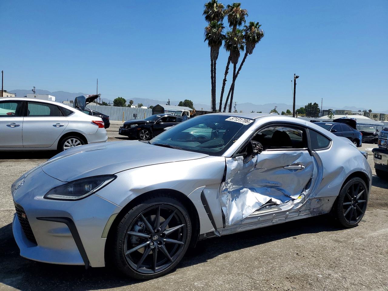 2023 Toyota 86 Premium, VIN JF1ZNBE14P9765245 — Side