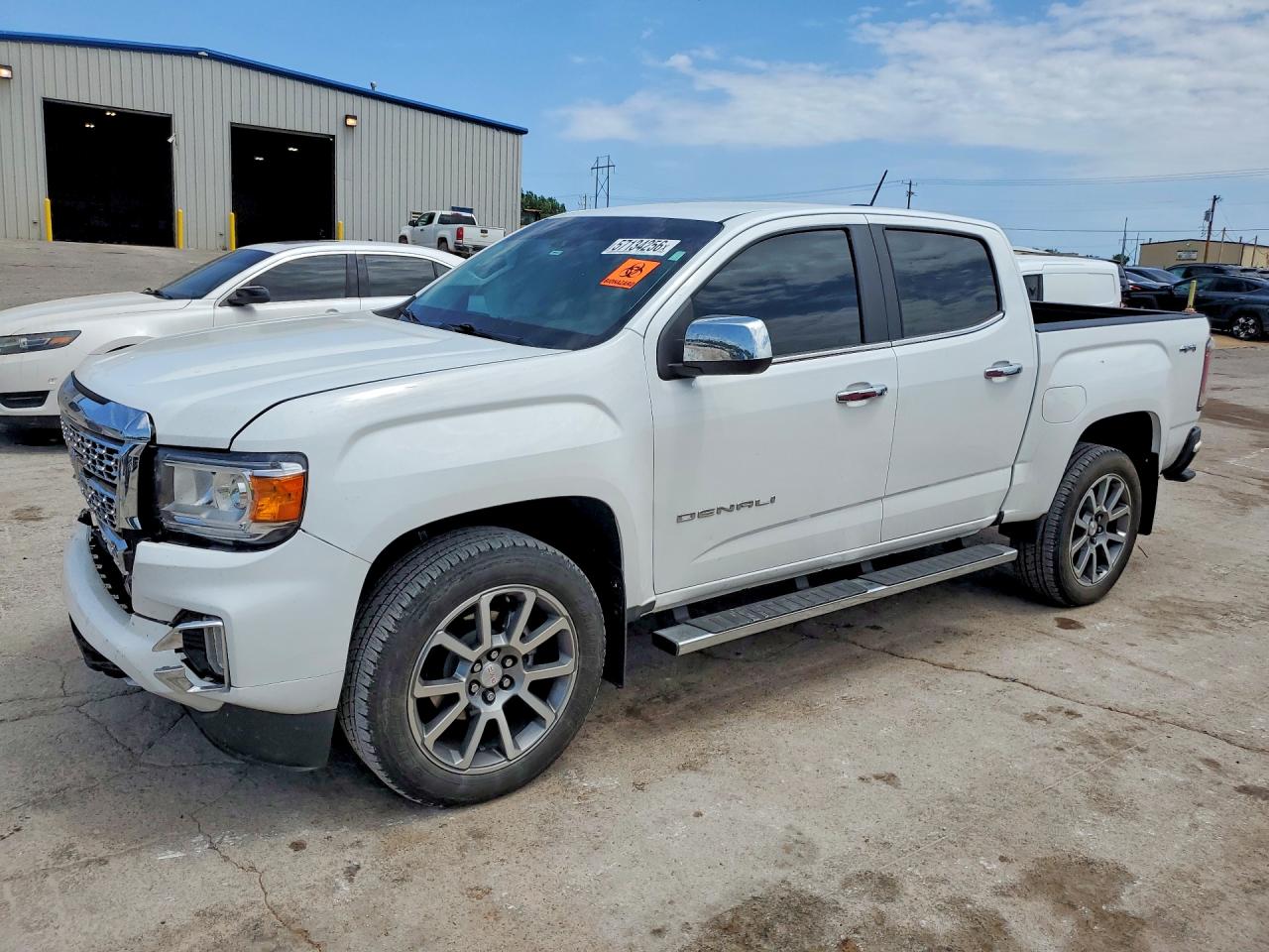 2022 GMC Canyon 4WD Denali, VIN 1GTG6EEN5N1229757 — Front end
