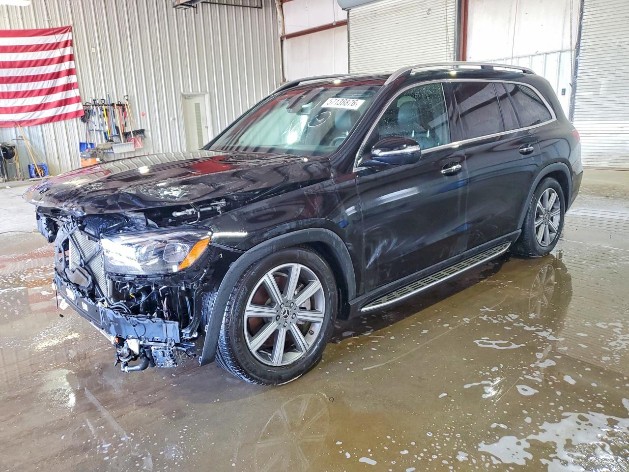 2021 Mercedes-Benz GLS 450, VIN 4JGFF5KE3MA440272 — Front end