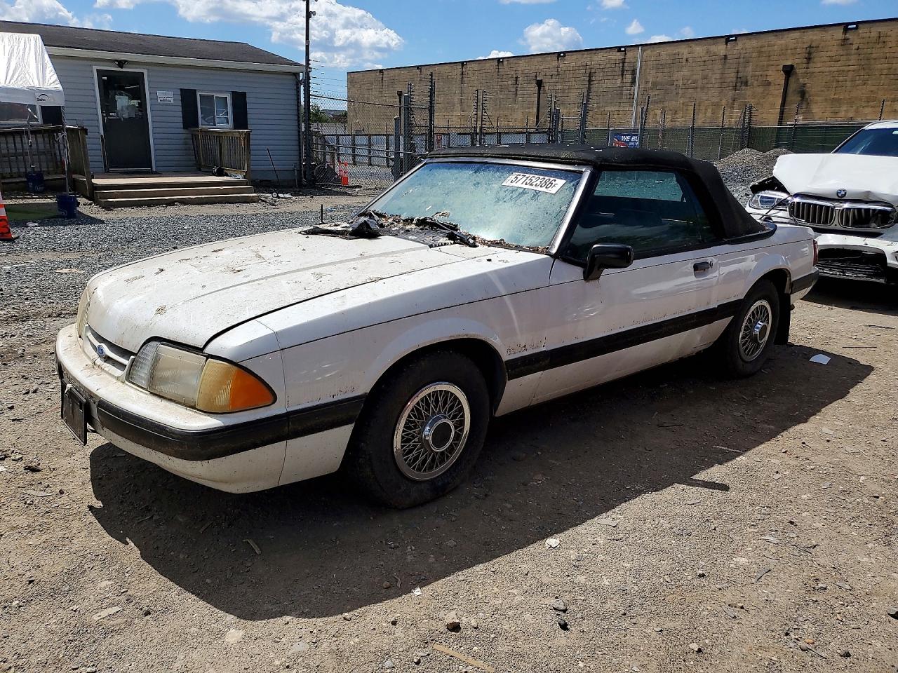 1989 Ford Mustang, VIN 1FABP44A8KF206302 — Engine fire