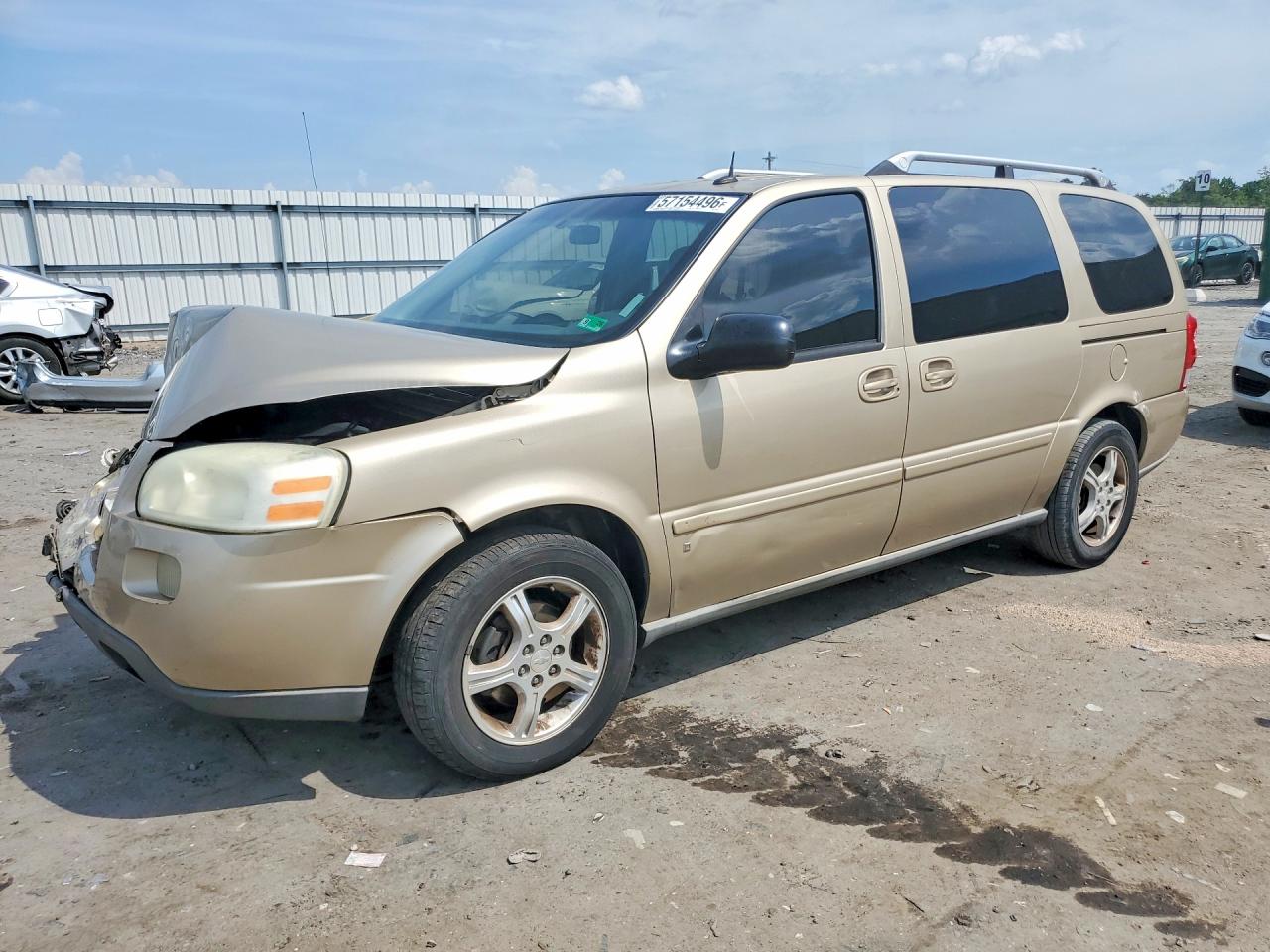2006 Chevrolet Uplander 2LT, VIN 1GNDV33LX6D202489 — Front end