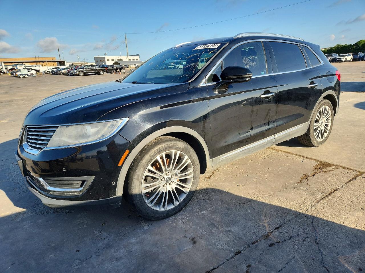 2018 Lincoln MKX Reserve, VIN 2LMPJ6LR2JBL30666 — Normal wear
