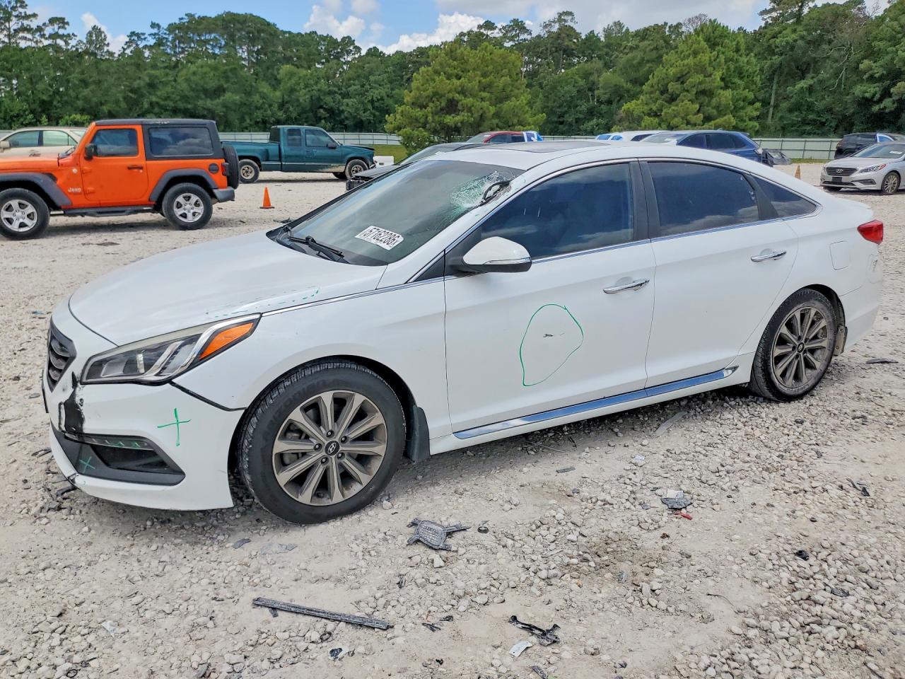2017 Hyundai Sonata Sport, VIN 5NPE34AF3HH483392 — Front end