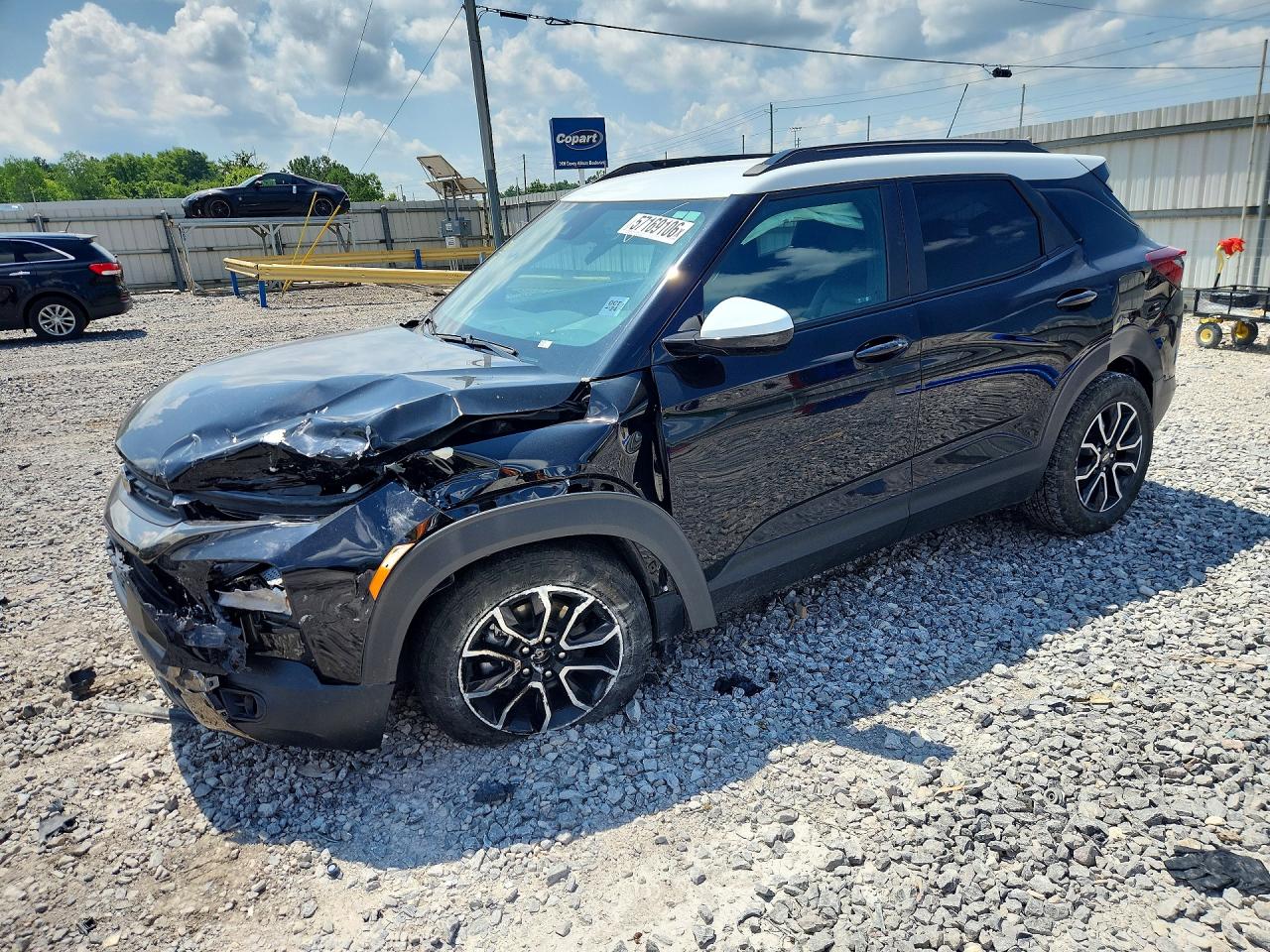 2023 Chevrolet TrailBlazer ACTIV, VIN KL79MVSLXPB081343 — Перед