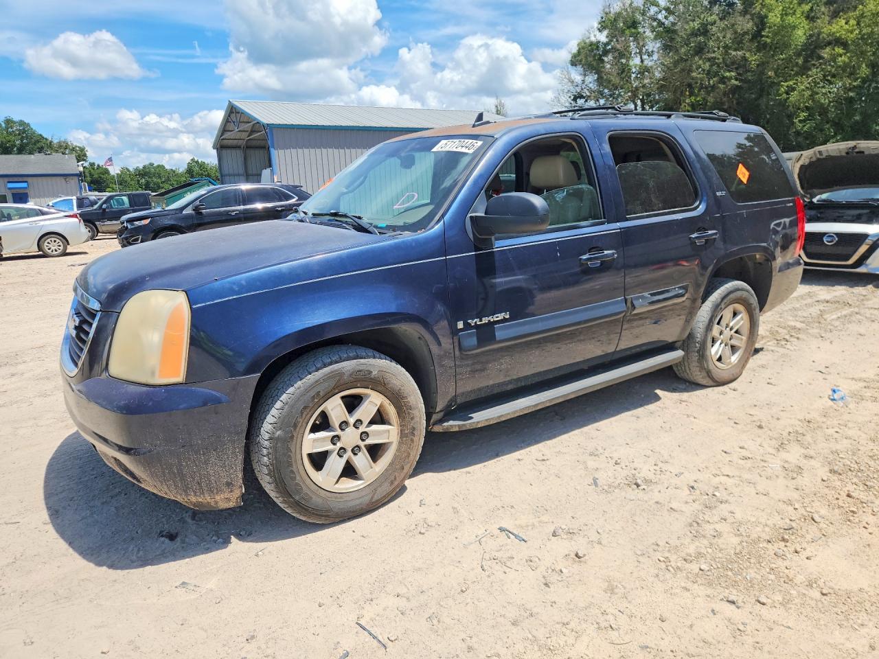 2007 GMC Yukon SLT, VIN 1GKFC13J37R371899 — Rear end