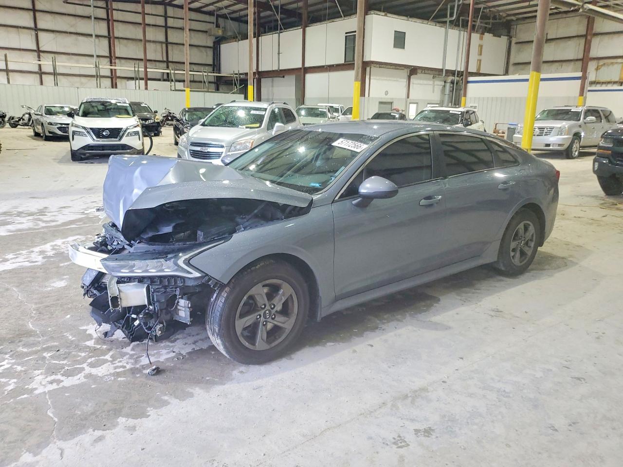 2021 Kia K5 LXS, VIN 5XXG14J26MG028005 — Front end