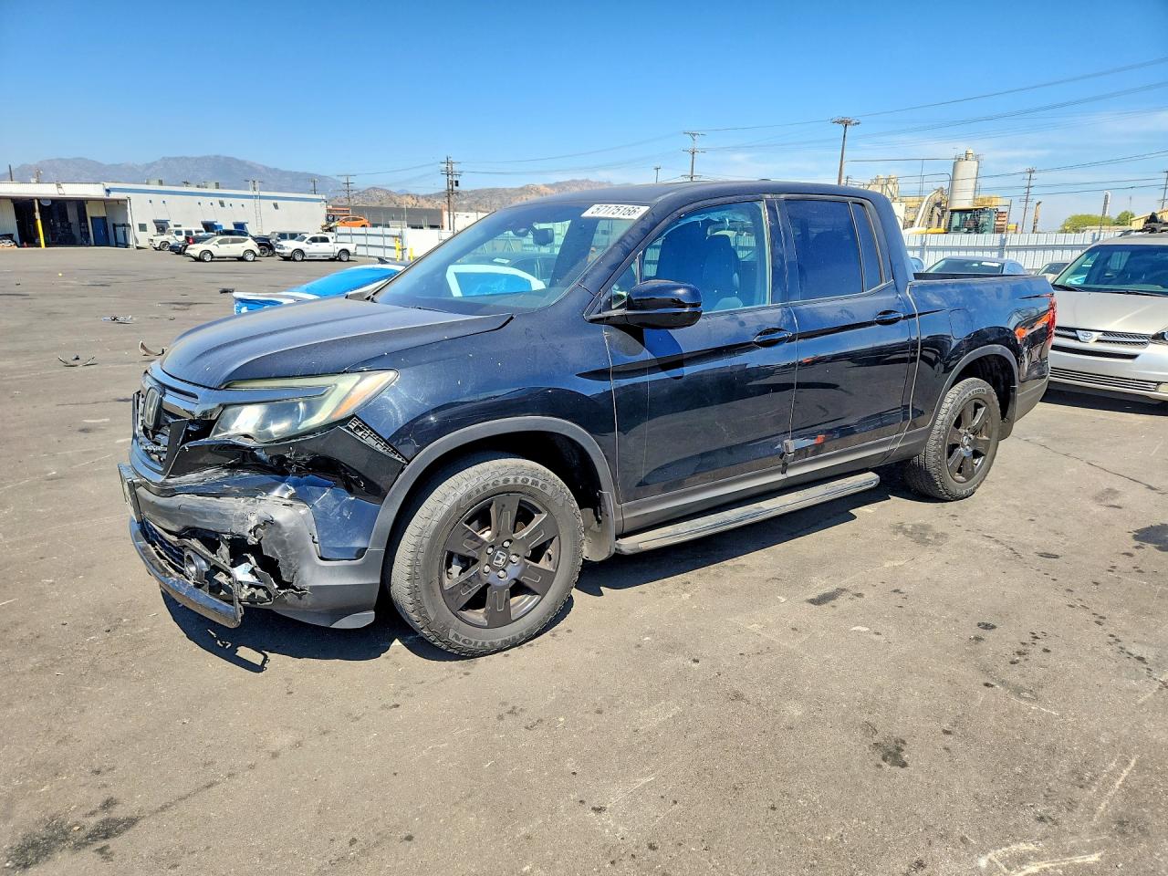2018 Honda Ridgeline Black Edition, VIN 5FPYK3F85JB011923 — Front end