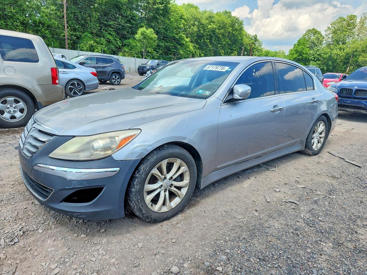 2012 Hyundai Genesis 3.8L, VIN KMHGC4DD0CU176534 — Мелкие вмятины и царапины
