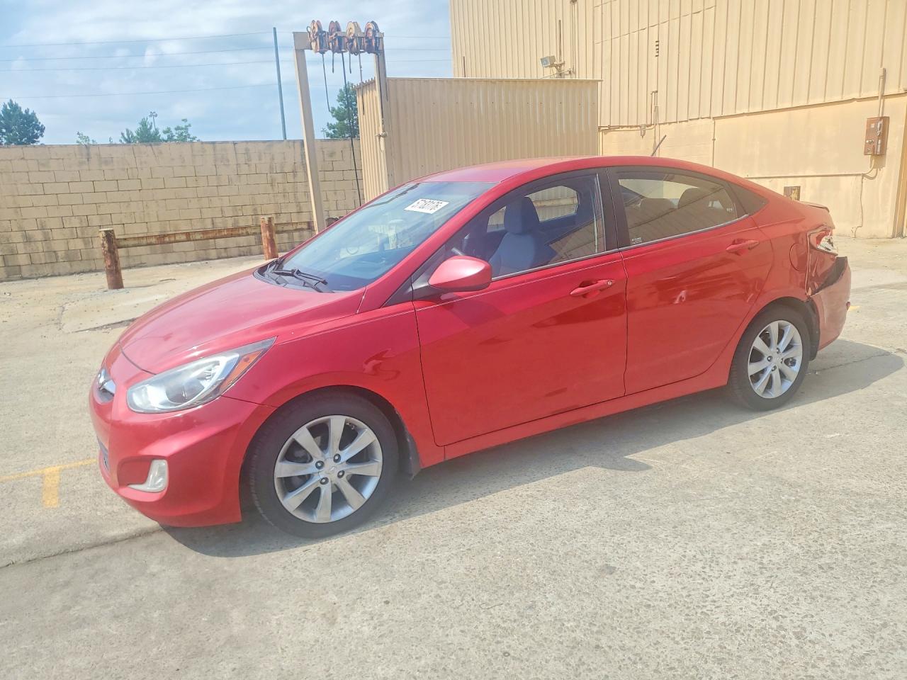 2012 Hyundai Accent GLS, VIN KMHCU4AE7CU162168 — Rear end