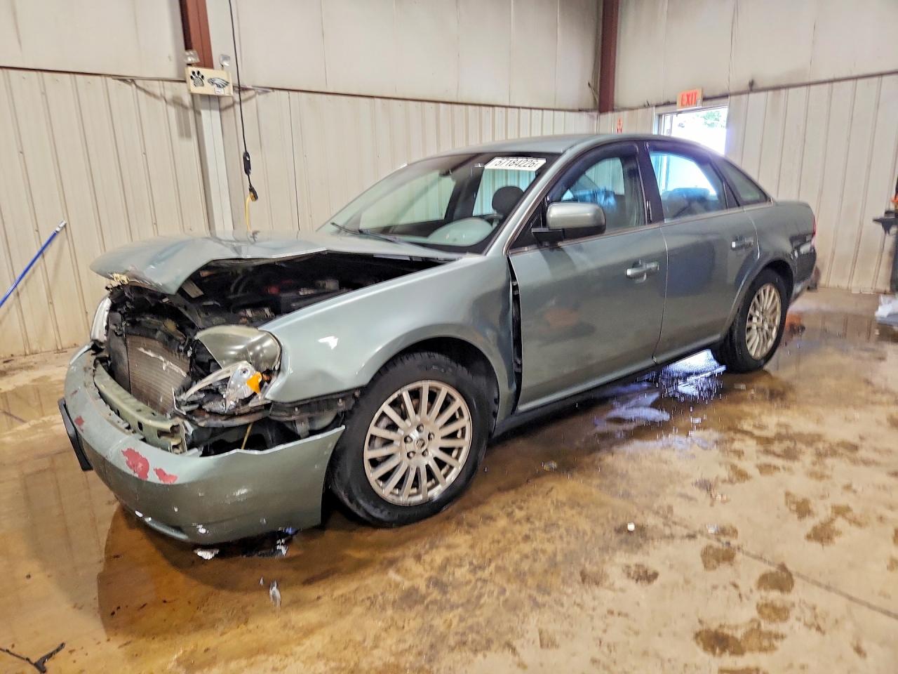2007 Mercury Montego Premier, VIN 1MEHM43167G604526 — Front end