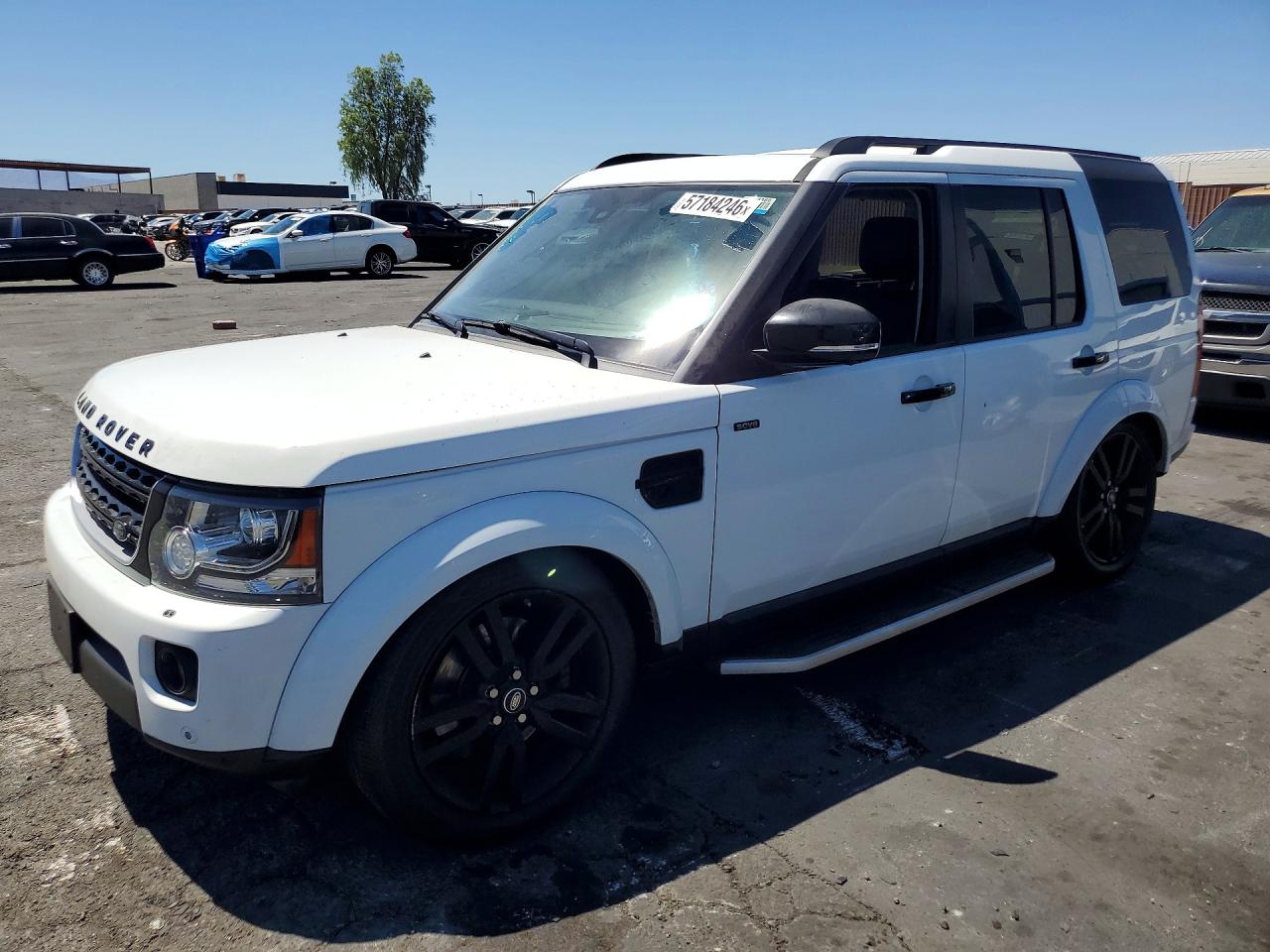 2016 Land Rover LR4 HSE, VIN SALAG2V68GA790489 — Minor dents and scratches