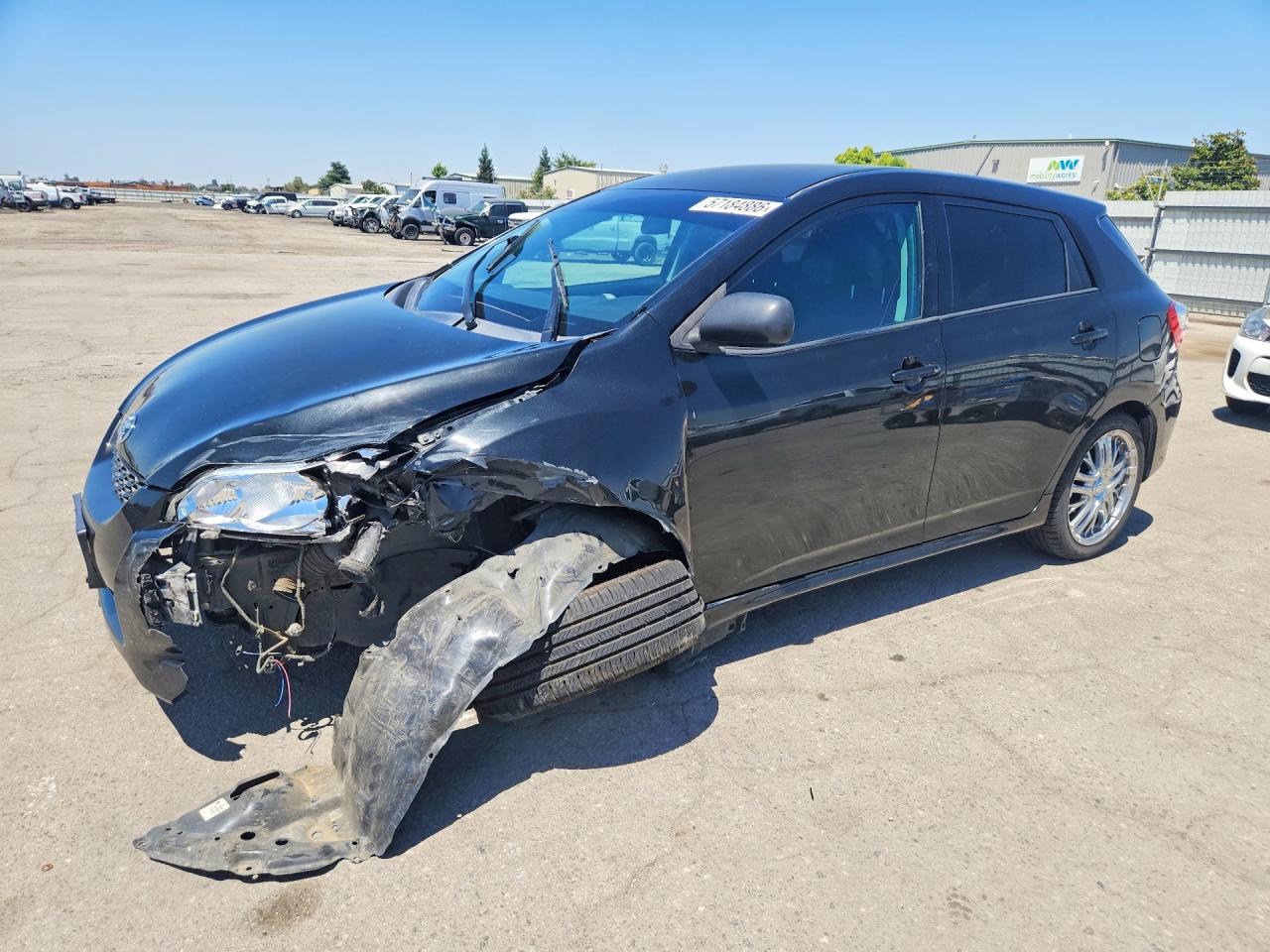 2009 Toyota Matrix, VIN 2T1KU40E49C039709 — Front end