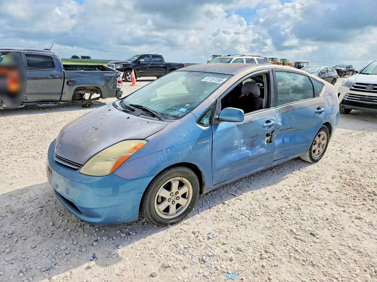 2007 Toyota Prius, VIN JTDKB20U477556248 — Side