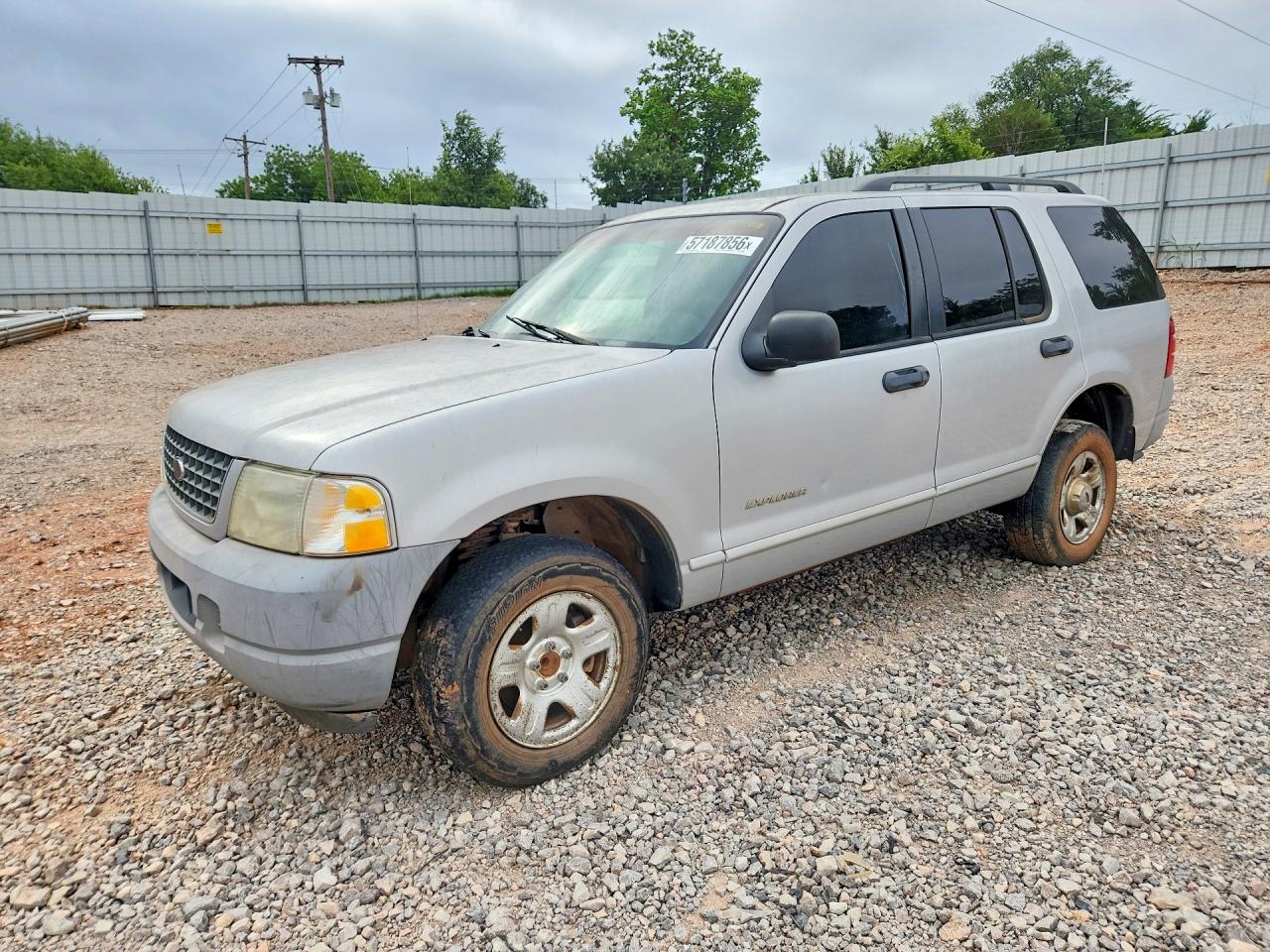 2002 Ford Explorer XLS, VIN 1FMZU62E42UB93090 — Minor dents and scratches
