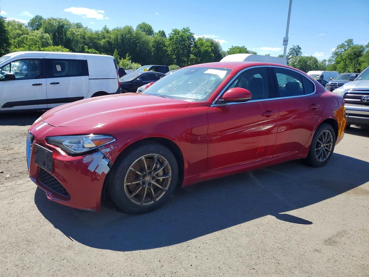 2020 Alfa Romeo Giulia, VIN ZARFANAN9L7636898 — Front end