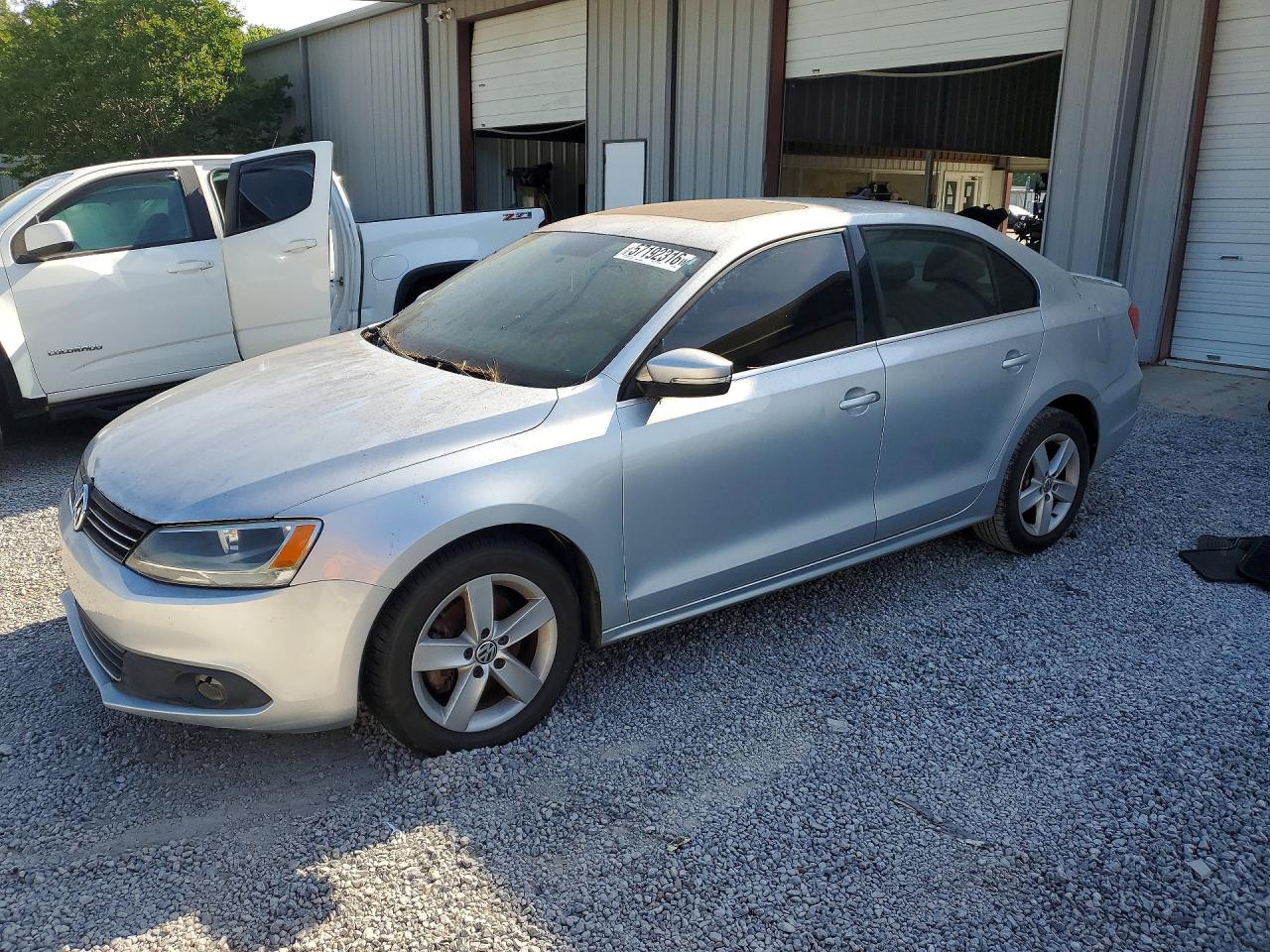 2012 Volkswagen Jetta TDI, VIN 3VWLL7AJ9CM320968 — Mechanical