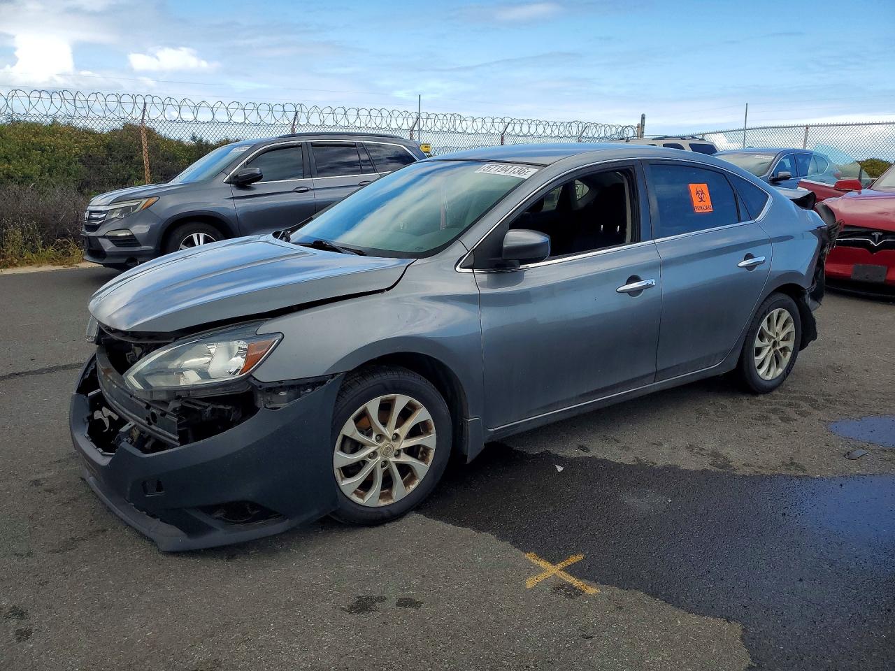 2018 Nissan Sentra SR, VIN 3N1AB7AP4JY290305 — Зад