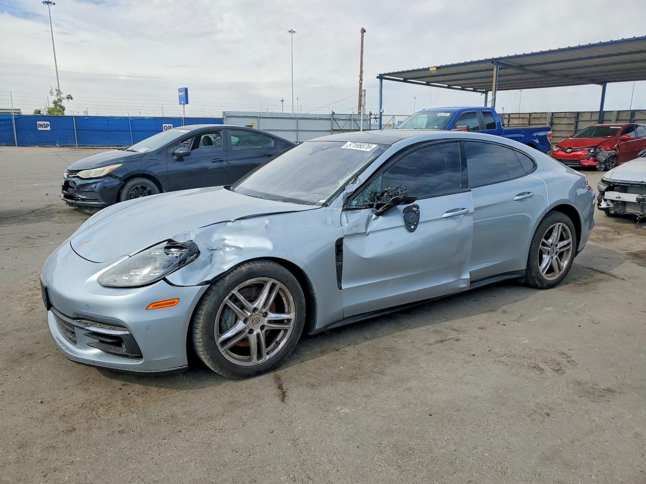 2018 Porsche Panamera 4S, VIN WP0AB2A7XJL135900 — Front end