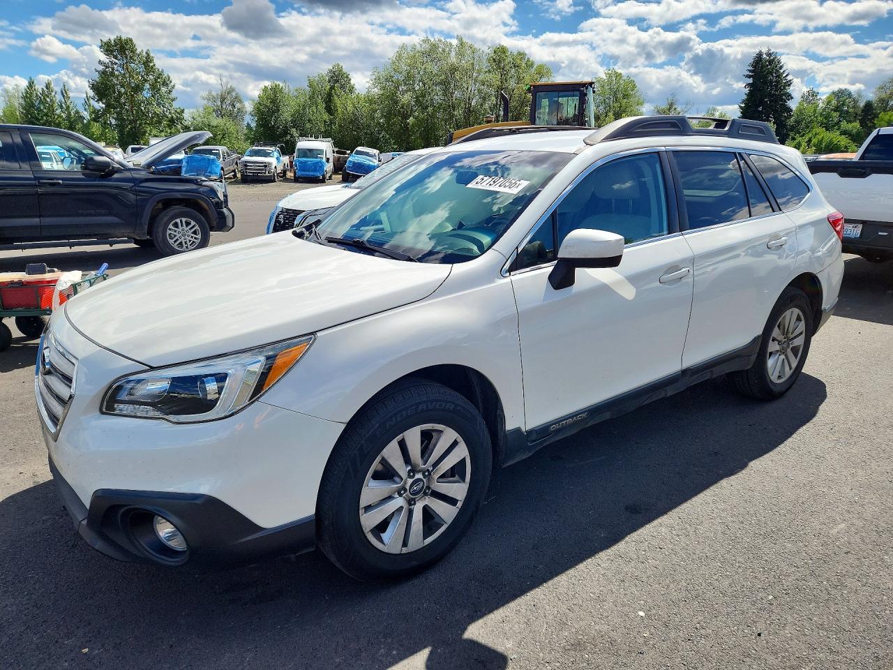 2016 Subaru Outback Premium, VIN 4S4BSACC0G3326349 — Side