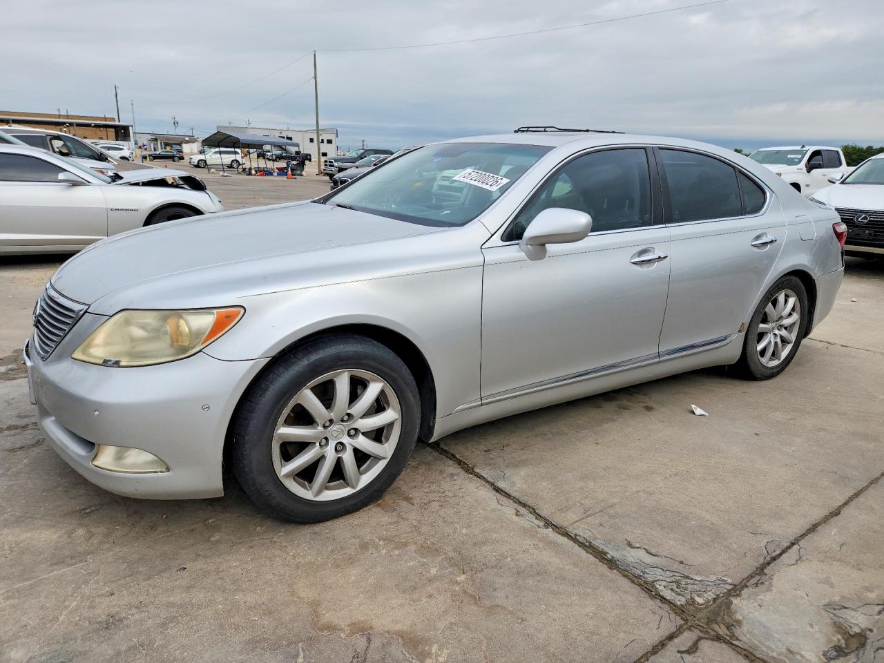 2007 Lexus LS 460, VIN JTHBL46F075029397 — Rear end