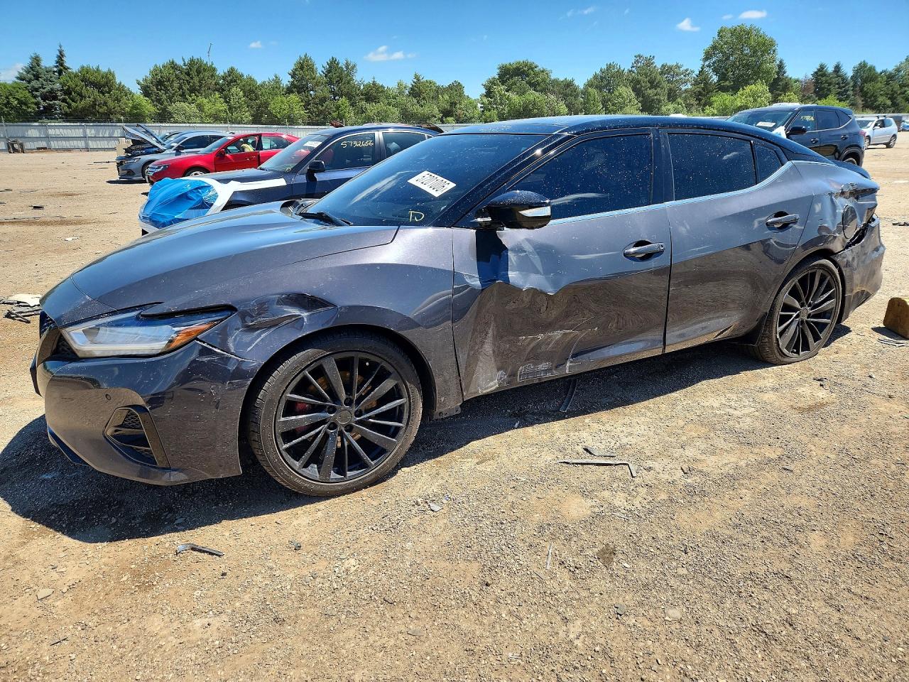 2021 Nissan Maxima Platinum, VIN 1N4AA6FV2MC510061 — Side