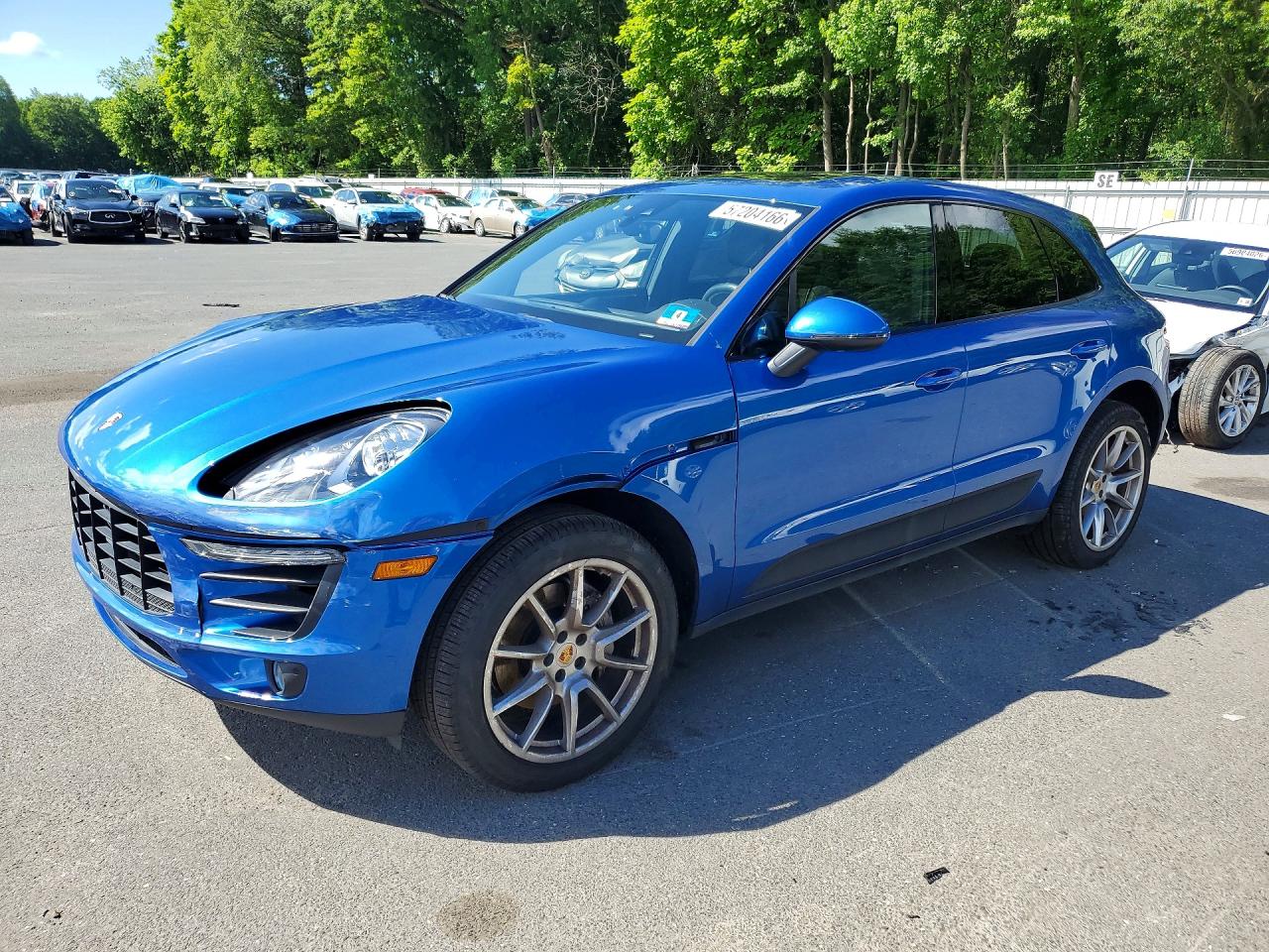 2017 Porsche Macan S, VIN WP1AB2A50HLB20751 — Front end