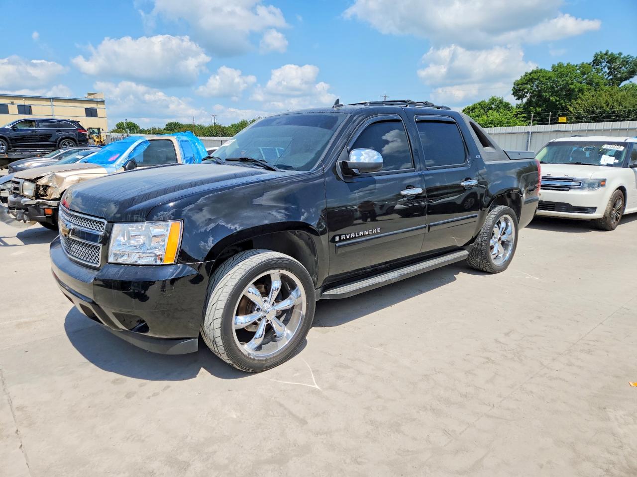 2007 Chevrolet Avalanche 1LT, VIN 3GNFK12357G294848 — Hail