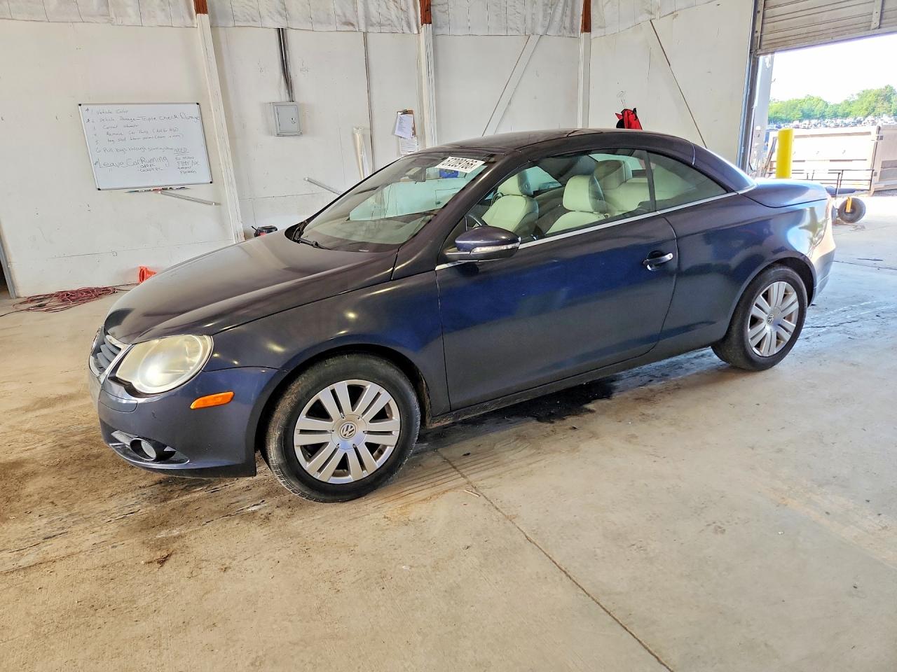 2009 Volkswagen Eos Komfort, VIN WVWBA71F69V019914 — Normal wear
